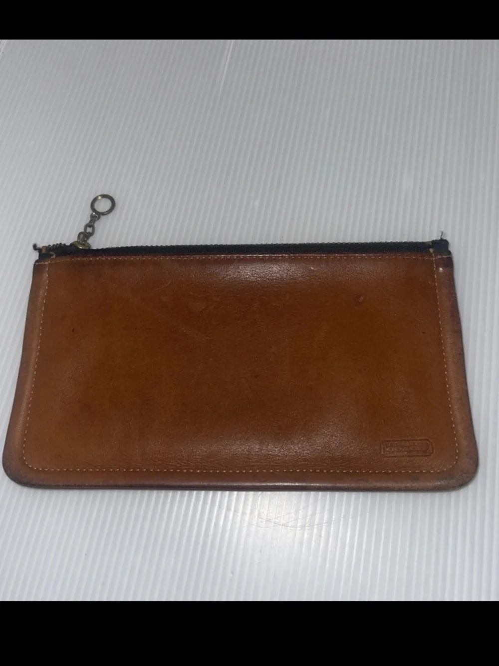 Vintage COACH Skinny British Tan Envelope Case Zip Utility Pouch - Picture 1 of 5